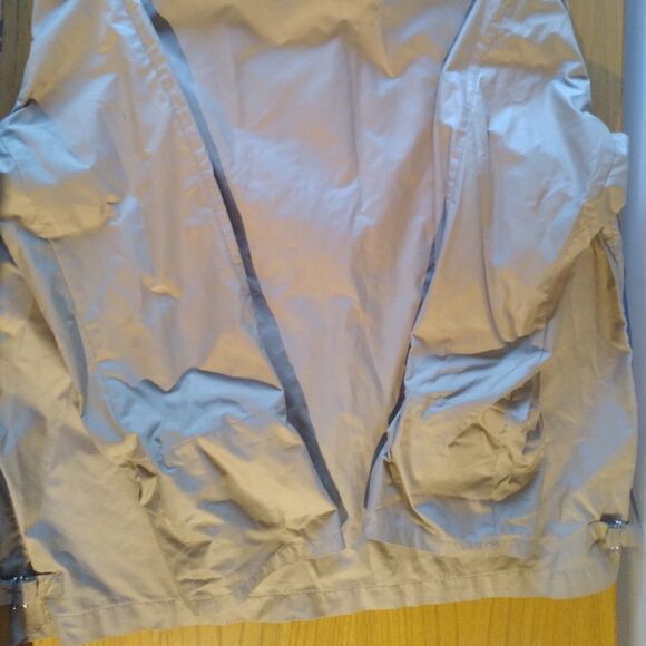 Vintage 80s Izod Lacoste Zipper Windbreaker Jacket Tan - Picture 5 of 7